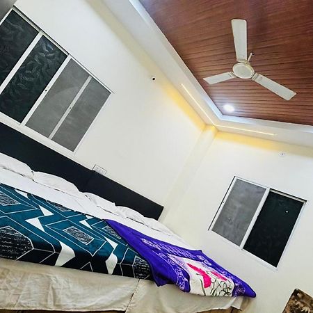 Hotel Shreenidhi Comfort Stay อุจเจน ภายนอก รูปภาพ